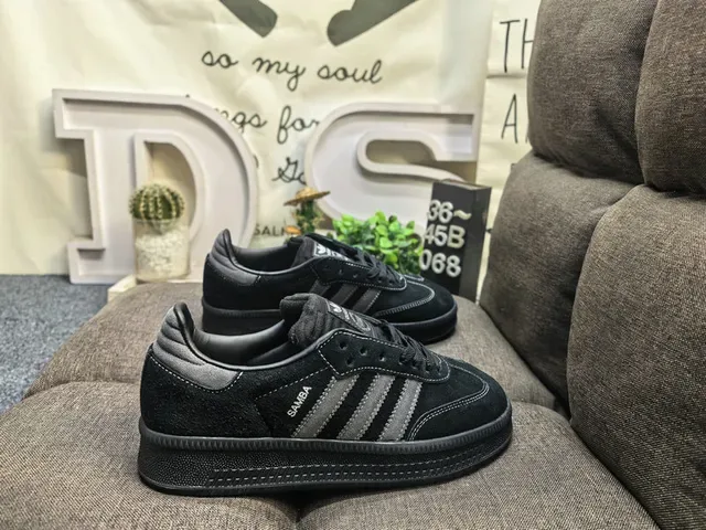 Adidas Black Beige Leather Upper Three-Stripe Side Panel Lifestyle Sneakers 11