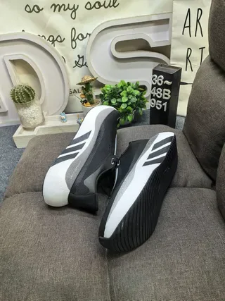 Adidas Chaussures Lifestyle Noir Gris avec Tige Tricotée et Semelle Intermédiaire Sculptée 6