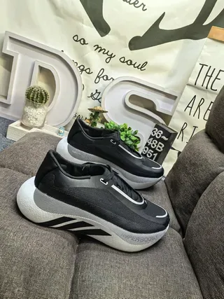 Adidas Chaussures Lifestyle Noir Gris avec Tige Tricotée et Semelle Intermédiaire Sculptée 9