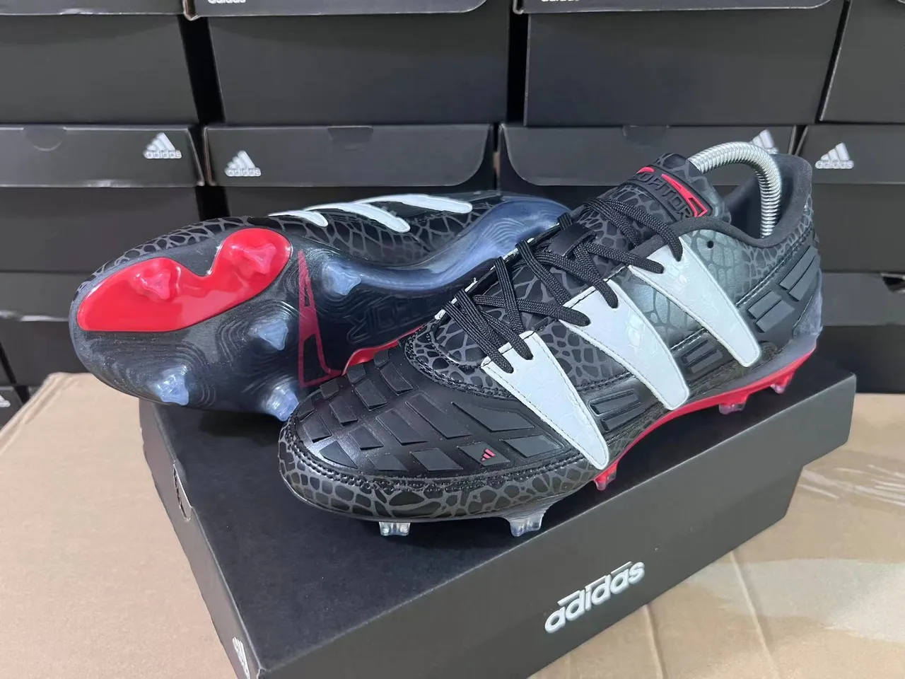 Adidas Black Red Textured Reptile-Print Upper Silver Three-Stripe Overlays Firm-Ground Soccer Shoes 10