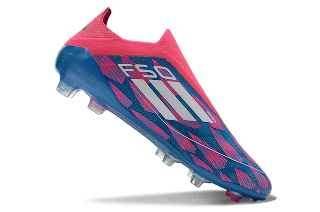 Adidas নীল গোলাপি লো-কাট সক-ফিট কলার জ্যামেট্রিক প্রিন্ট ফার্ম-গ্রাউন্ড সকার জুতো 2