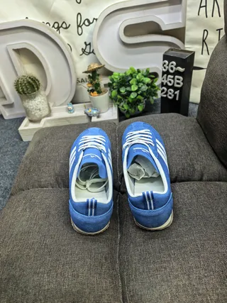 Adidas Blue White Suede Upper Three-Stripe Side Panel Lifestyle Sneakers 8