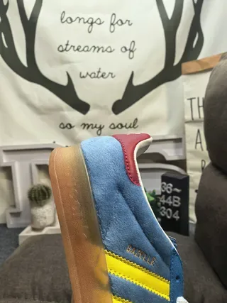 Adidas Blue Yellow Suede Upper Three-Stripe Side Panel Lifestyle Sneakers 3