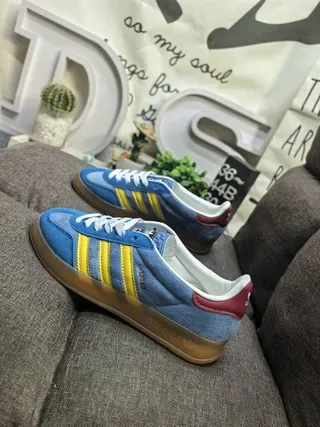 Adidas Blue Yellow Suede Upper Three-Stripe Side Panel Lifestyle Sneakers 7