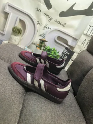 Adidas Burgundy Beige Laceless Velcro Strap Three-Stripe Side Panel Lifestyle Sneakers 7