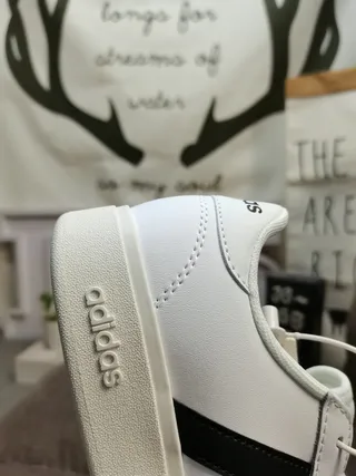 Adidas Campus White and Black Lifestyle Sneakers 3