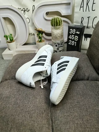 Adidas Campus White and Black Lifestyle Sneakers 6