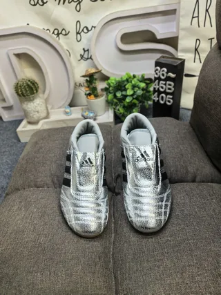 Adidas Copa Silver Black Sans lacets Low-Top Haut Métallique Texturé Chaussures de soccer intérieur 10