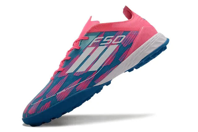 Adidas F50 Chaussures de Football Turf Bleu Rose Coupe Basse Synthétique Motif Géométrique 3