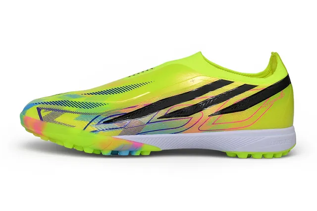 Adidas F50 Amarelo Multicolor Slip-On Ajuste de meia Superior Três listras Marca lateral Gramado Sapatos de futebol 8