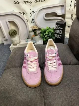 Adidas Gazelle Pink Polka-Dot Suede Lifestyle Sneakers 10