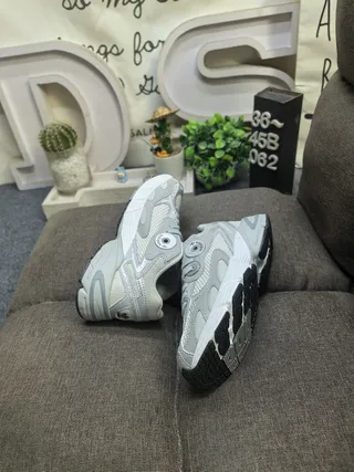 Adidas Gray White Midsole Mesh And Synthetic Overlay Construction Chunky Sneakers 6
