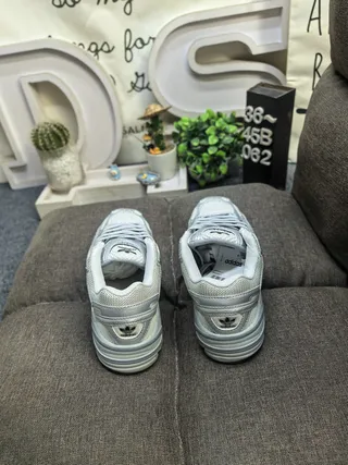 Adidas Gray White Midsole Mesh And Synthetic Overlay Construction Chunky Sneakers 8