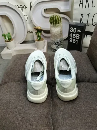 Adidas Lightstrike Pro Off-White Lifestyle Sneakers 8
