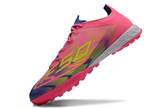 Adidas chaussures de football turf upper synthétique low-cut studs moulés rose bleu 3