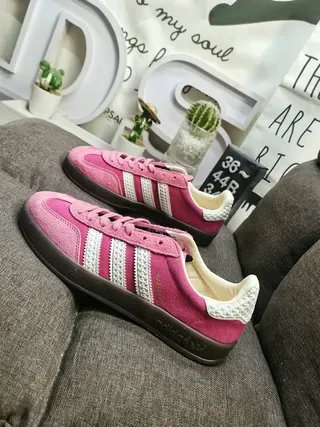 Adidas Pink White Suede Upper Knitted Heel Tab Lifestyle Sneakers 7