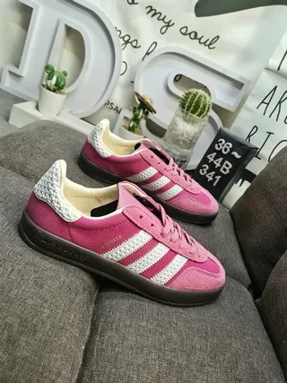 Adidas Pink White Suede Upper Knitted Heel Tab Lifestyle Sneakers 9