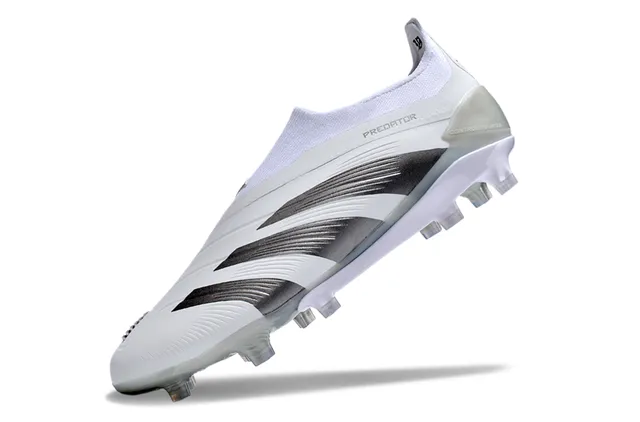 Adidas Predator Firm-Ground Soccer Shoes 4