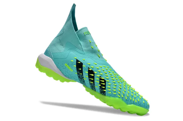 Adidas Predator Freak Turf turquesa y verde neón turf zapatos de fútbol 2