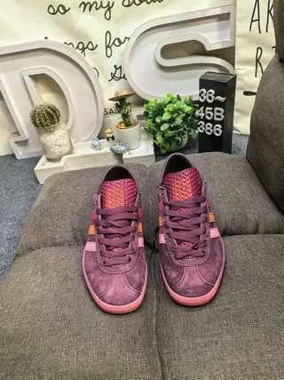 Adidas Purple Pink Suede Upper Three-Stripe Side Panel Lifestyle Sneakers 10