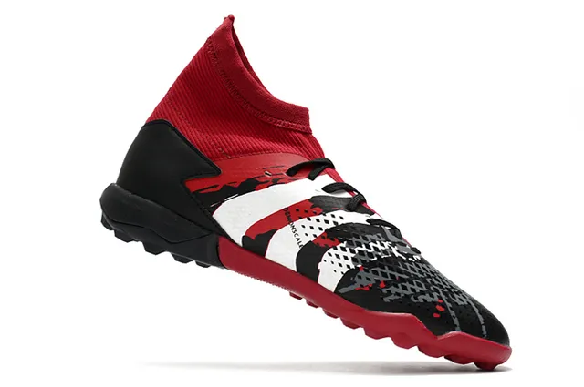 Adidas أحمر أسود عالي القطع كولار ملائم للجوارب نظام الرباط غير المتزامن عشب اصطناعي أحذية كرة قدم 22