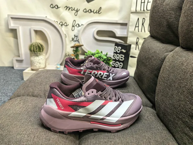 Adidas Red Black Silhouette Engineered Mesh Upper Running Shoes 11