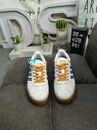 Adidas Samba Beige Blue Suede Upper Gum Platform Sole Lifestyle Sneakers 10