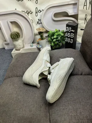 Adidas Samba Beige Velcro Strap Closure Minimalist Off-White Monochrome Lifestyle Sneakers 6