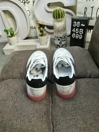 Adidas Samba Hello Kitty White Black Pink Lifestyle Sneakers 8