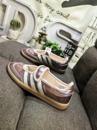 Adidas Samba Chaussures Mary Jane en marron métallique avec rayures off-white 7