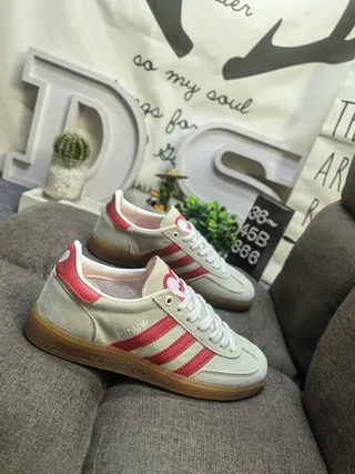 Adidas Samba OG Beige and Red Lifestyle Sneakers 9