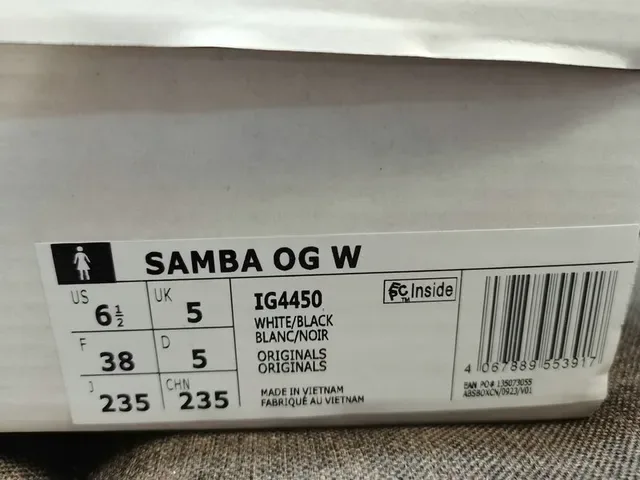 Adidas Samba OG Hello Kitty White Black Pink Lifestyle Sneakers 2