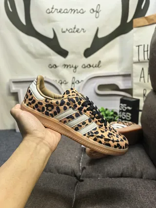 Adidas Samba OG tênis lifestyle com estampado de leopardo 5