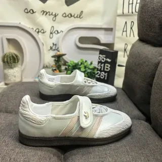 Adidas Samba OG Off-White Beige Stripe लाइफस्टाइल स्नीकर