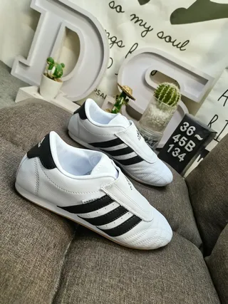Adidas Samba OG White and Black Lifestyle Sneakers 19