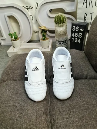 Adidas Samba OG White and Black Lifestyle Sneakers 20