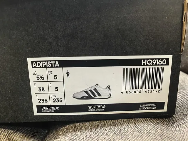 Adidas Samba White and Black Lifestyle Sneakers 2