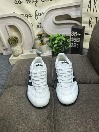 Adidas Samba White and Black Lifestyle Sneakers 10