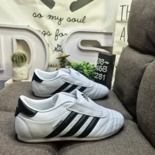 Adidas Samba White Black 无鞋带 免系 绗缝前掌 室内足球鞋