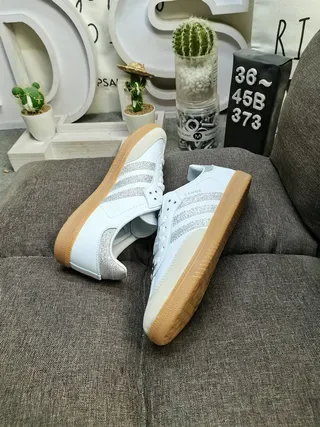 Adidas Samba White Silver Low-Top Glitter Stripe Detail Lifestyle Sneakers 6