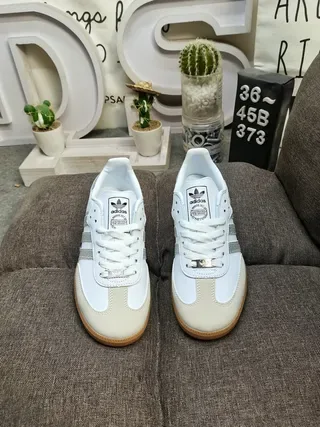 Adidas Samba White Silver Low-Top Glitter Stripe Detail Lifestyle Sneakers 10