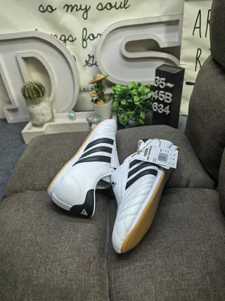 Adidas Sambas Chaussures de football indoor blanches et noires 6