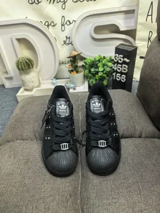 Adidas Superstar Berlin sneakers lifestyle tout noir 10