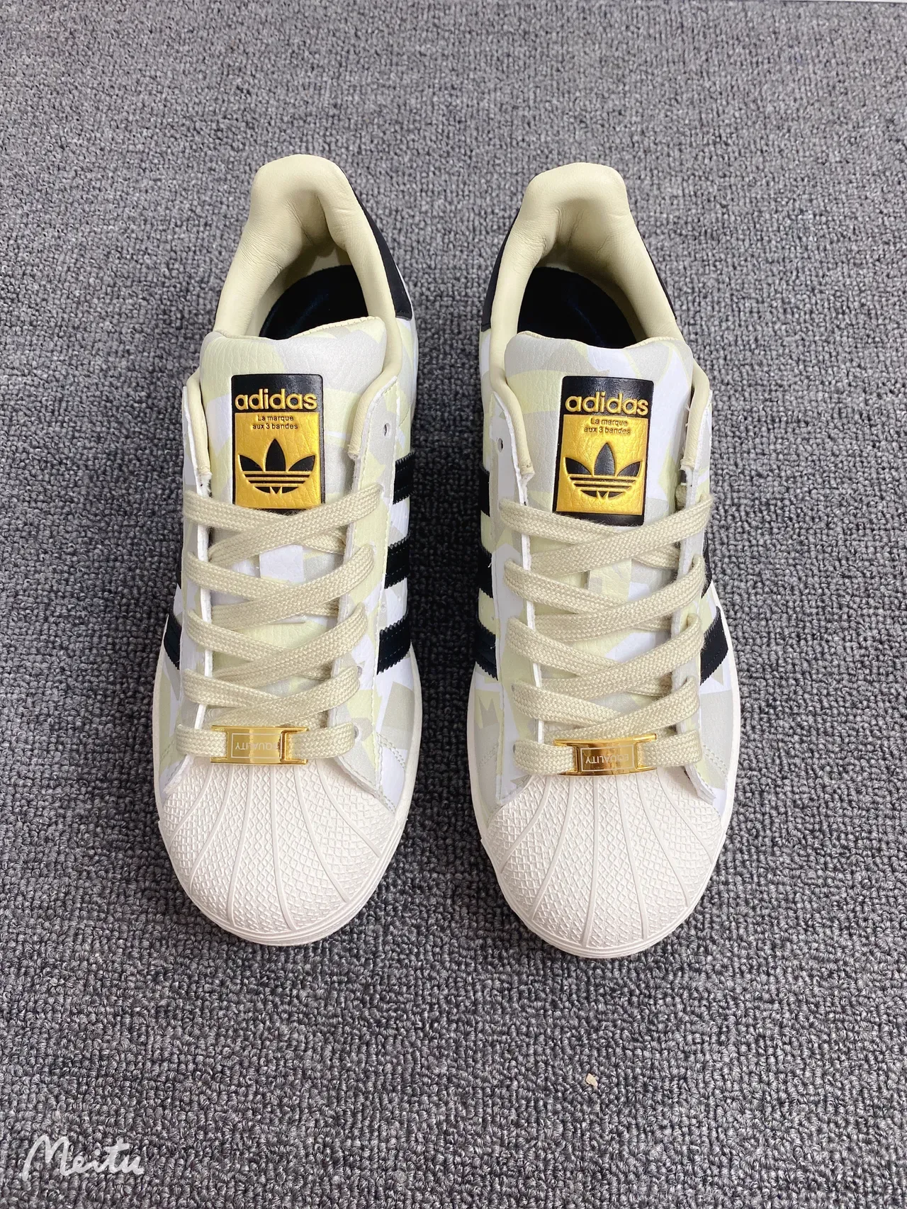 Adidas Superstar Camo Print Shell-Toe लाइफस्टाइल स्नीकर 8