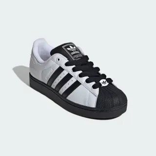 Adidas Superstar सफेद और काला लाइफस्टाइल स्नीकर