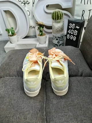 Adidas Superstar White and Pink Lifestyle Sneakers 18