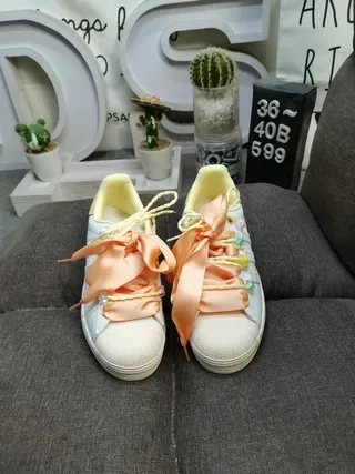 Adidas Superstar White and Pink Lifestyle Sneakers 20