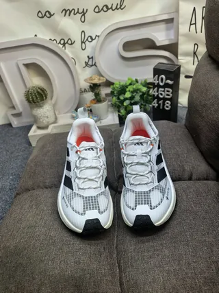 Adidas Terrex Agravic Flow GORE-TEX White Black Running Shoes 10