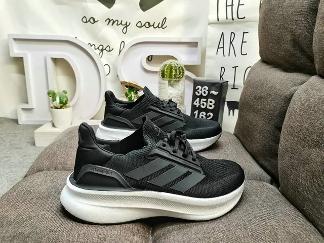 Adidas Ultraboost White Black Running Shoes 21