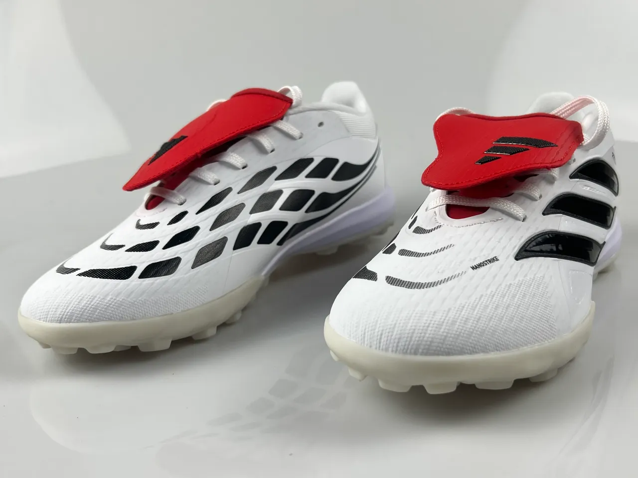 Adidas Blanco Negro Bajo Corte Superior Sintético Césped Zapatos de Fútbol 11